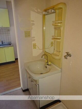 和歌山県和歌山市本町８丁目[2DK/39.29m2]の洗面所