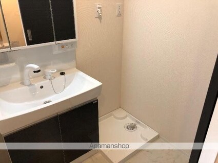 ヴィラ・ツリーサイド[1K/25.71m2]の洗面所