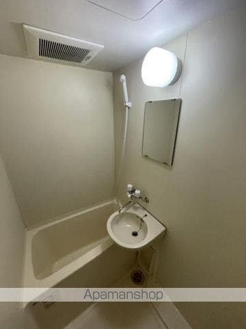 LEGALTENJINBASHIの内装写真