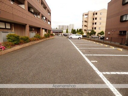 フォルティア[1LDK/41.04m2]の駐車場1