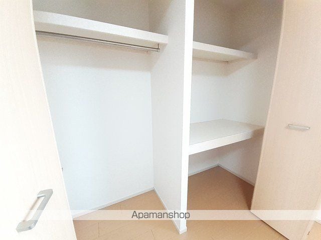 ダンデライオン 弐番館の内装写真