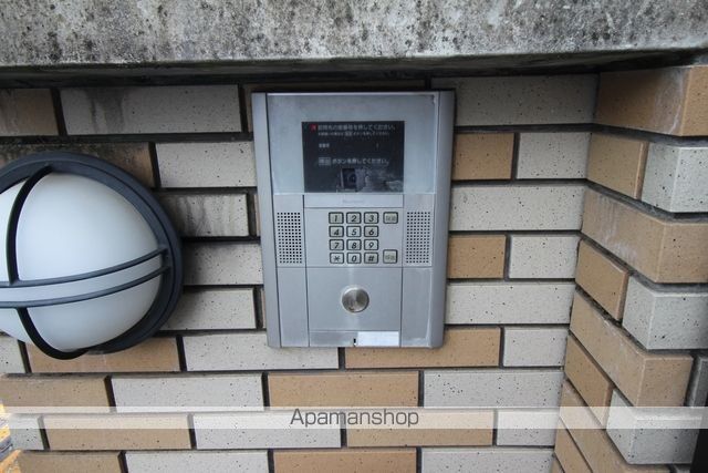 レオパレス北原の玄関写真