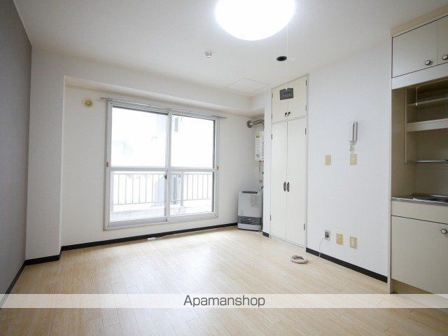 サイレンス医大前の内装写真