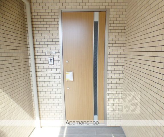 サンライズ神宮丸太町の玄関写真