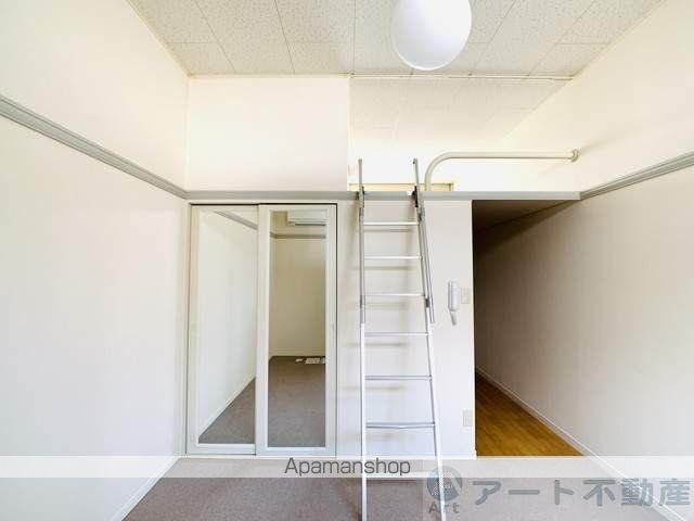 レオパレスゴールド枝松の内装写真