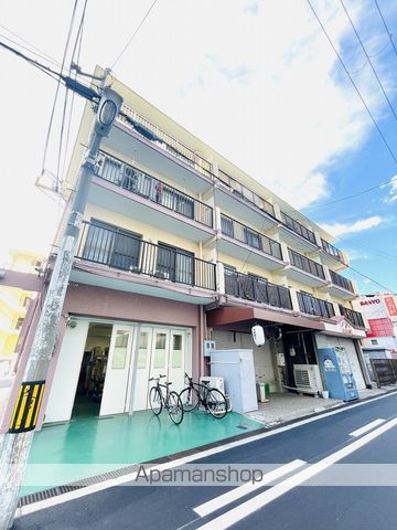 大宮マンションの外観写真