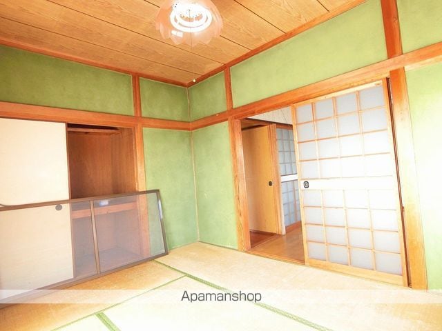 片山貸家の内装写真
