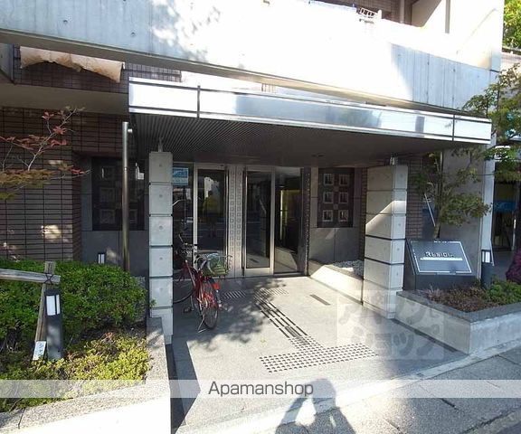 レジディア太秦の外観写真