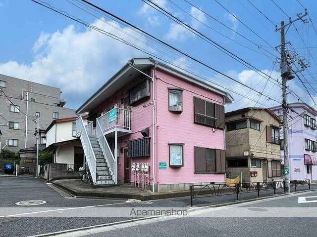 メゾンヒロの玄関写真