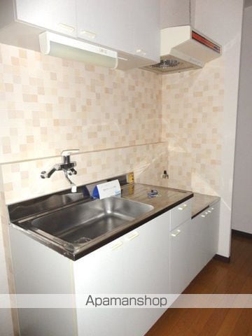 クロスシャローズTOAの内装写真