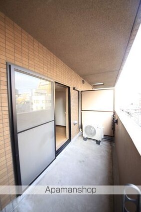 Ｆｏｇｌｉａ[1R/32.4m2]のバルコニー
