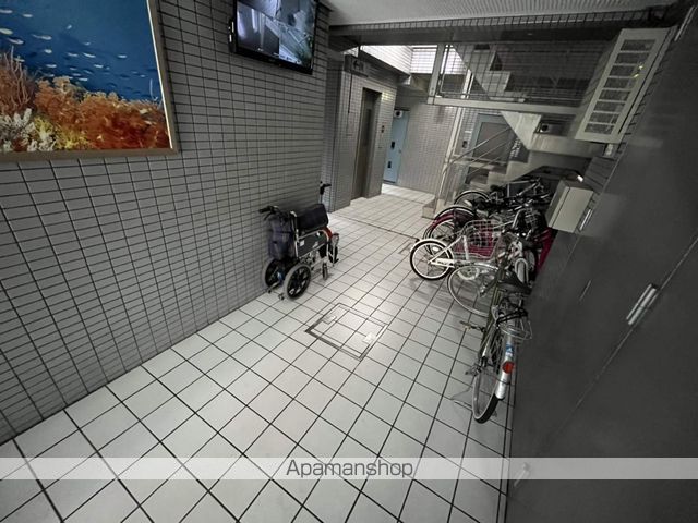 エイチ・ツー・オー今川の内装写真