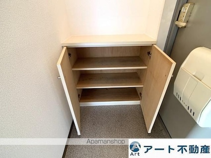 レジデンスＭ－１[3DK/53.56m2]の玄関