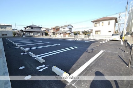 サニーフラット新八代[2LDK/48.9m2]の駐車場1