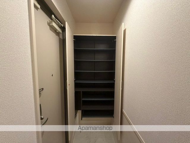 グロリアハイツ はびきの A棟の内装写真