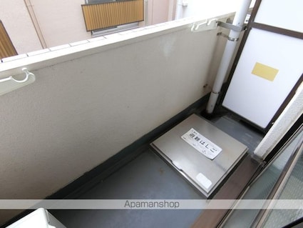 メゾン・ド・マニエール[1R/14.54m2]の内装2