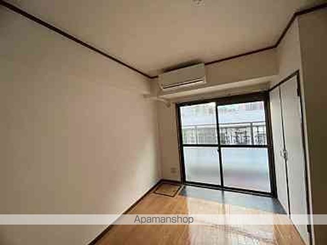 クレセント小町の内装写真