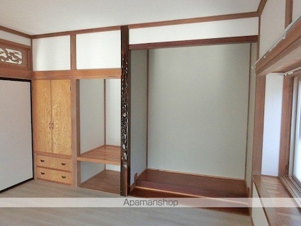 中屋敷町平屋[4DK/91.8m2]の内装3