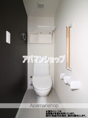 スレッドの内装写真