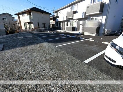 Ｍａｎｏｉｒ（マノワール）[1R/28.6m2]の駐車場