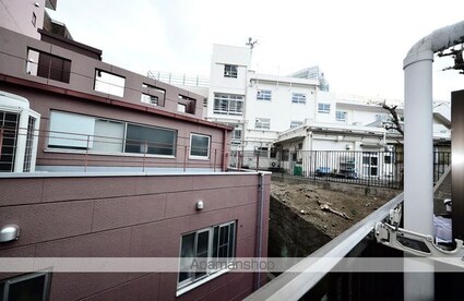 メゾン・ド・ロアイヤル[1R/13.78m2]の眺望