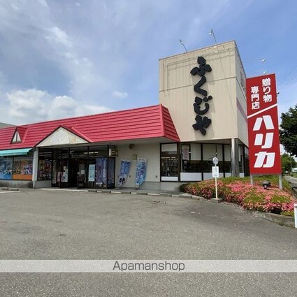 ガーデンアネシス[1LDK/31m2]の周辺8