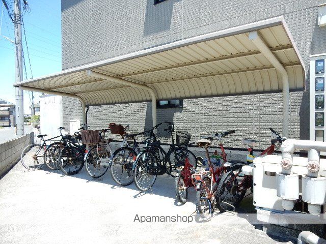 山陽本線 庭瀬駅 徒歩10分 3階建 築25年の外観写真