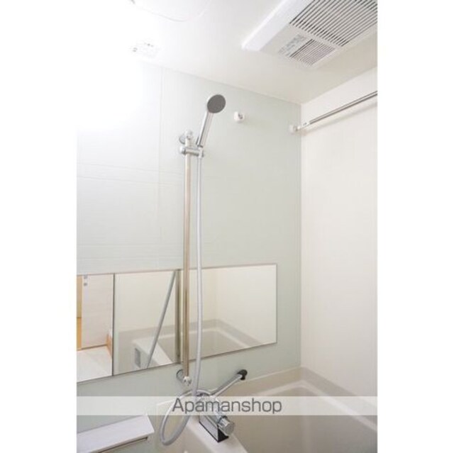 ソレーユ四谷三丁目[1R/28.21m2]のバス