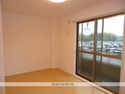 ラ・ルーチェ（Ｌａ・Ｌｕｃｅ）[1LDK/36m2]のリビング・居間