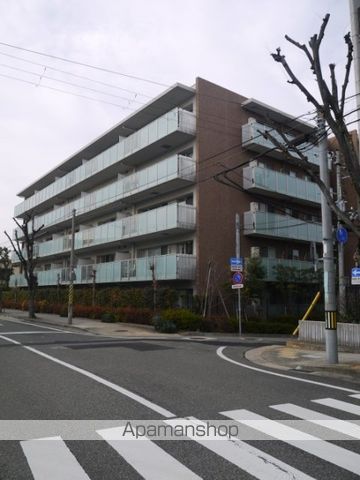甲子園六石町ハイツの外観写真