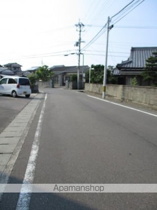 愛媛県新居浜市桜木町[1LDK/44.72m2]の周辺1