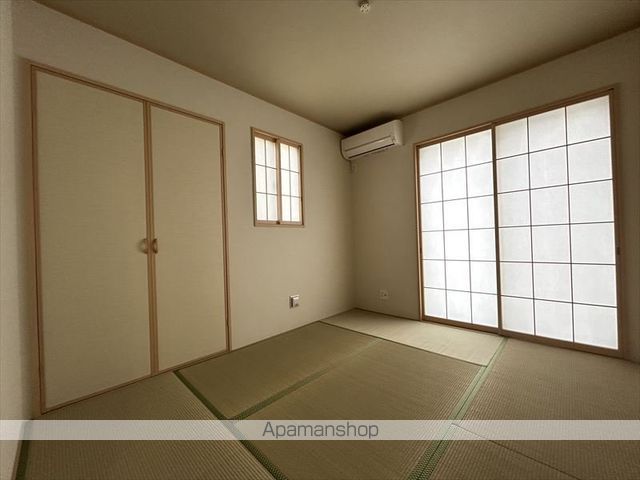 町田市 2階建 築3年の内装写真
