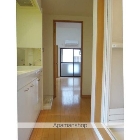APARTMENT N FIRSTの内装写真