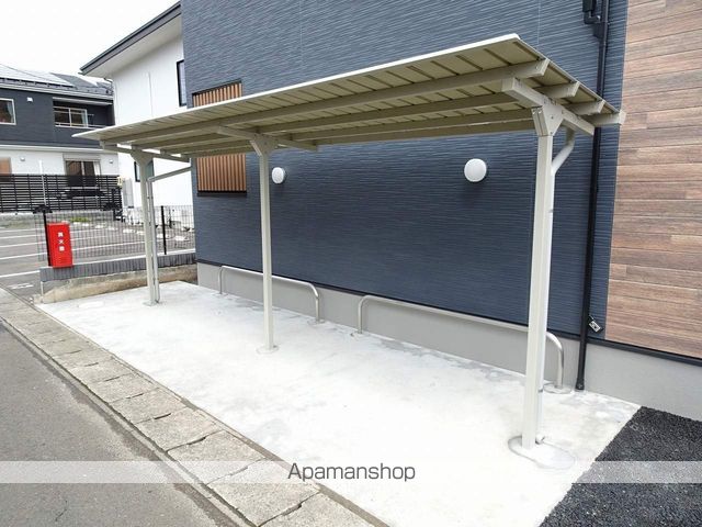 クリスタルブルーのその他写真