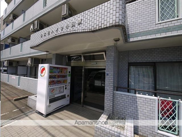 コスモハイツ小田原の玄関写真