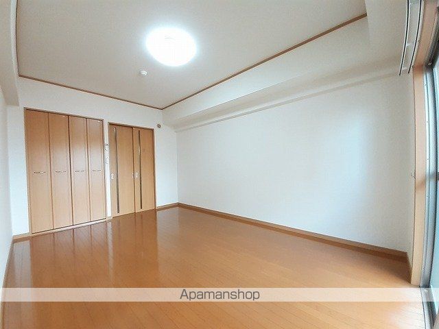 アーバンフォレスト片野の内装写真