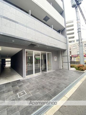 GRANDQUALITETENJINBASHIの玄関写真