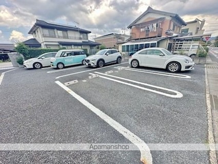 ピーレス[1LDK/46.49m2]の駐車場1