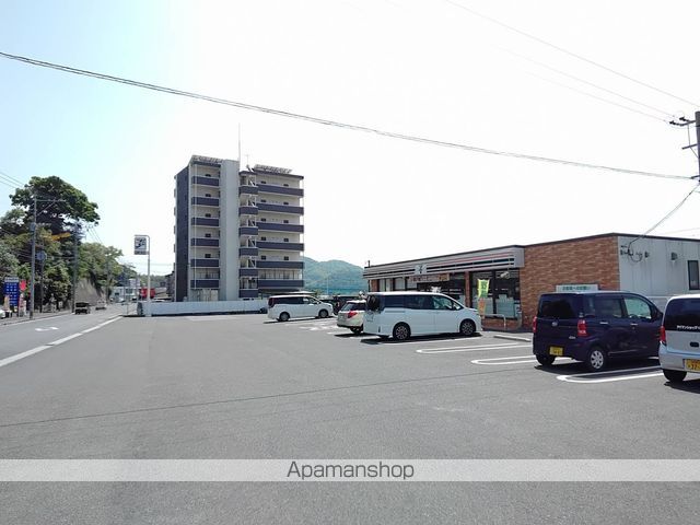 丸井ハイツ崎岡の周辺写真