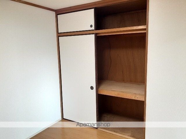 レジデンス吉津の内装写真