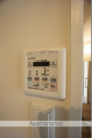 コレクション名駅IIIの玄関写真