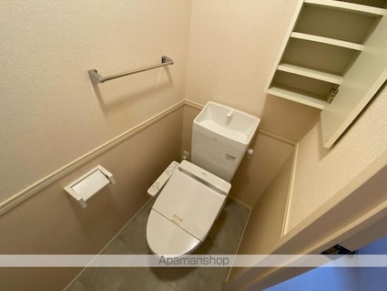 ルミエール[2LDK/52.37m2]のトイレ