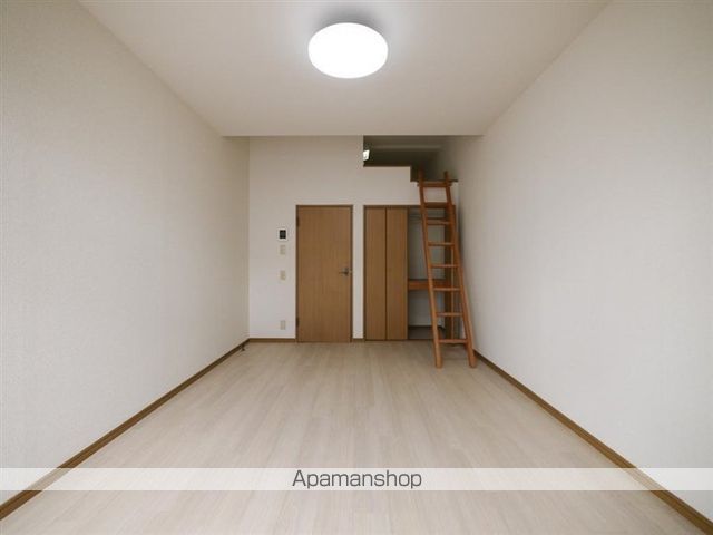 アクセスコート弐番館の内装写真