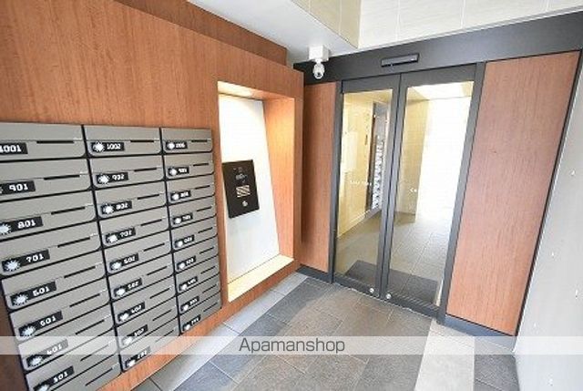 カサトレス豊平の玄関写真