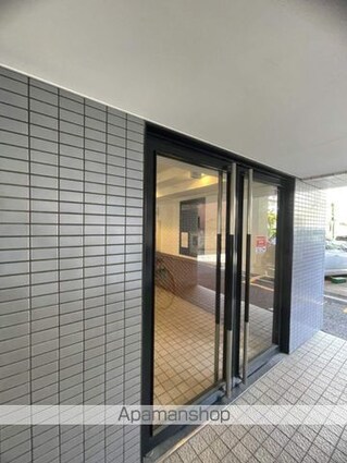 広島県広島市中区上幟町[2LDK/57m2]のエントランス3