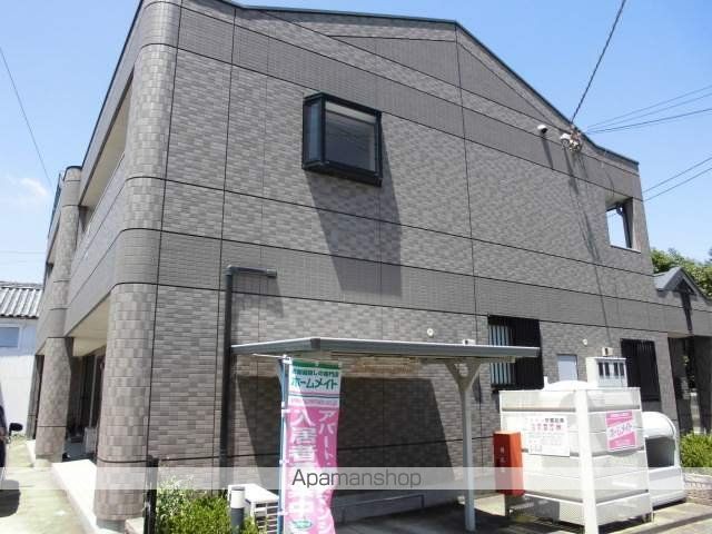 グランヴェールKUWAHARAの外観写真