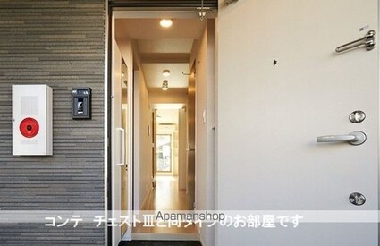 ヒカルサ甲府国母　ウエスト[1K/27.02m2]の玄関
