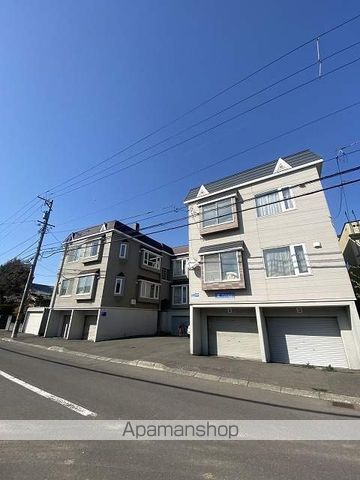 ラポール八軒の外観写真