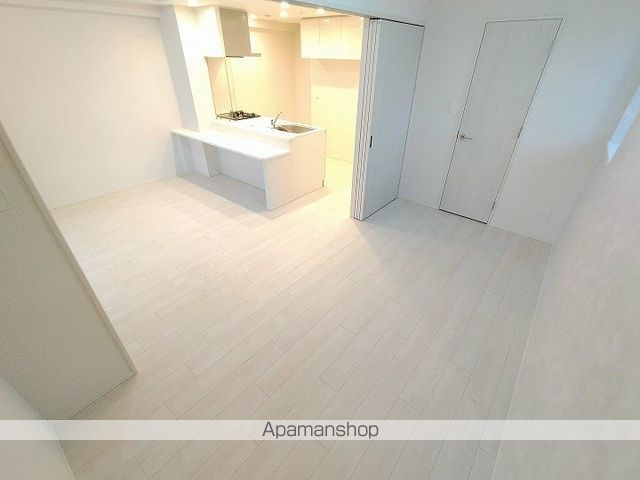スプランディッド大阪EASTの内装写真