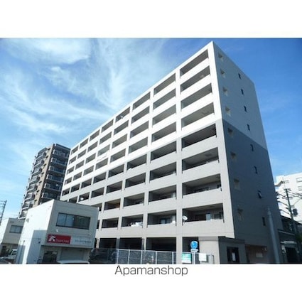 ウエスト　フルハウス[2LDK/45m2]の外観